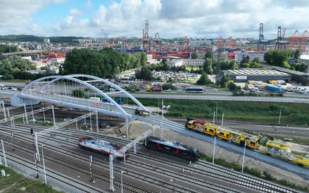 Wiadukt kolejowy na trasie do gdyńskiego portu