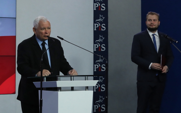 Prezes PiS Jarosław Kaczyński i poseł Michał Moskal