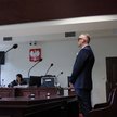 Oskarżony były policjant Janusz R. (P) i asesor Justyna Gabrysiak (L) w Sądzie Rejonowym w Pruszkowi