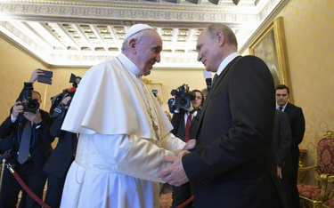 Władimir Putin spotkał się z papieżem Franciszkiem. Spóźnił się godzinę