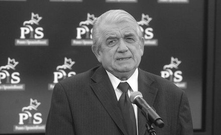 Zbigniew Religa podczas konferencji PiS w sprawie służby zdrowia; Warszawa, 2008 r.