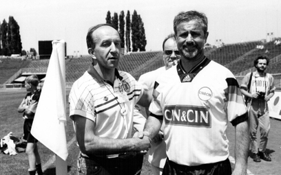 Gerd Mueller i trener Helmut Schoen po zdobyciu przez RFN mistrzostwa świata w roku 1974