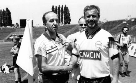 Gerd Mueller i trener Helmut Schoen po zdobyciu przez RFN mistrzostwa świata w roku 1974