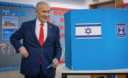 Co trzeci wyborca w Izraelu oddał głos przed południem. Zagłosowali już Netanjahu i jego rywale