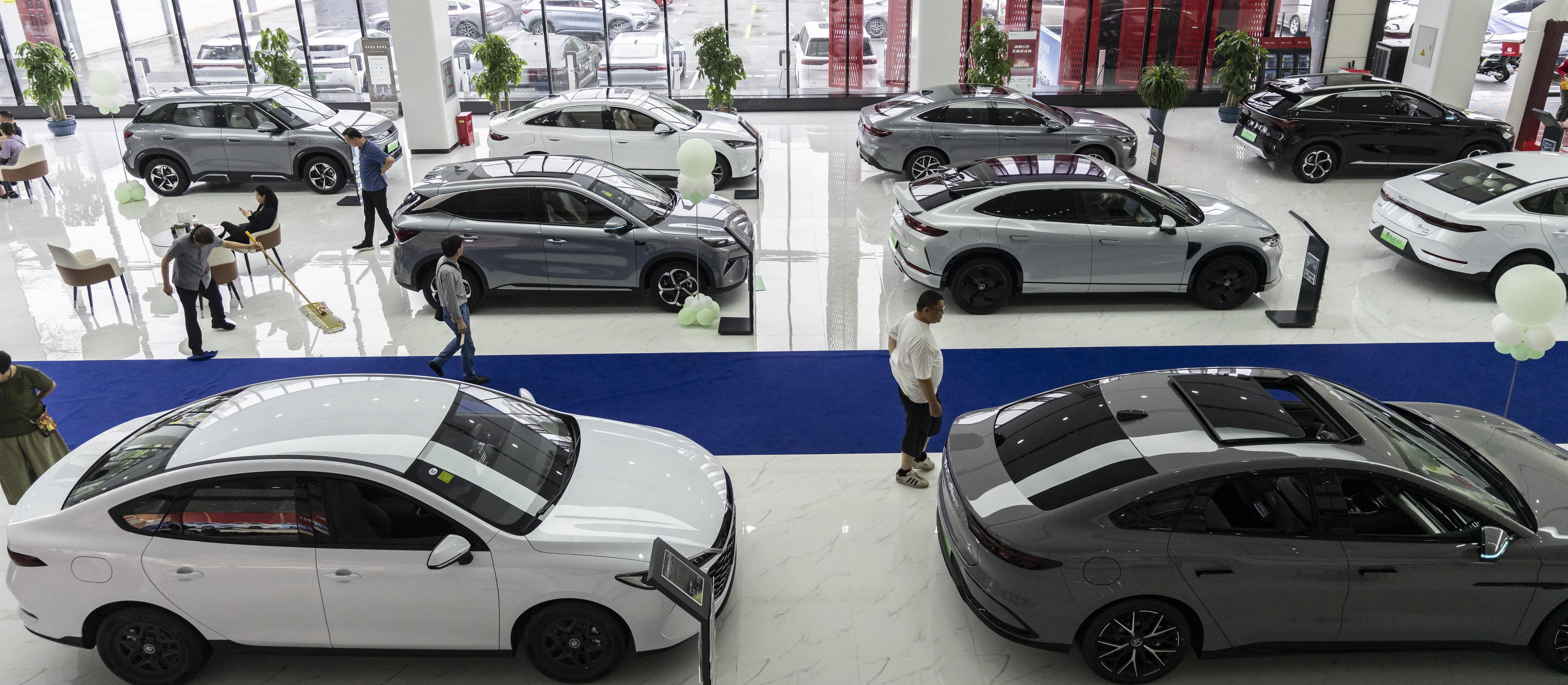 Chińskie auta w Europie. Polska walczy o wielkie inwestycje