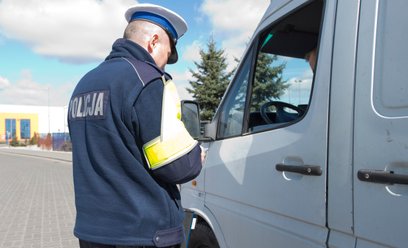 Kierowcy nadal będą mogli kasować punkty za prędkość. MSWiA łagodzi projekt