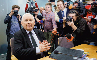 Pomimo poważnych zarzutów Jarosław Kaczyński na przesłuchaniu w piątek 15 marca sprawiał wrażenie, j