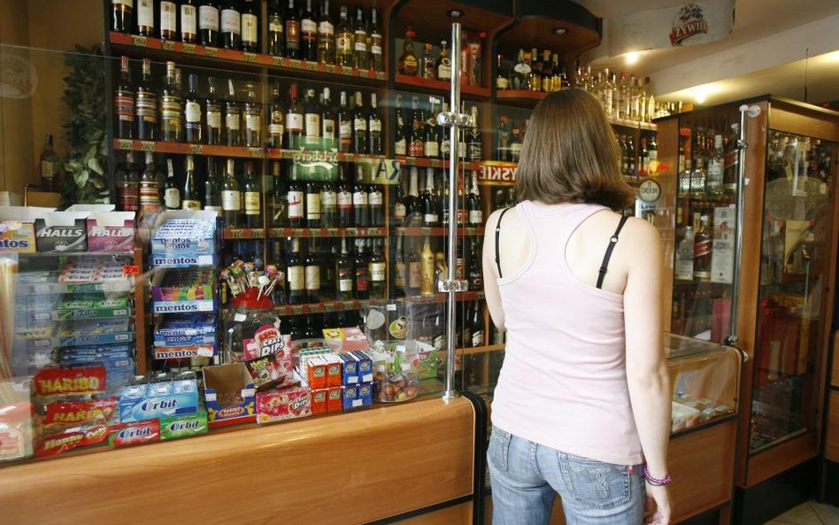 By wprowadzić zakaz sprzedaży alkoholu, musi być powód