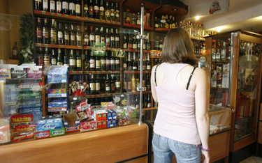 Odmowa zezwolenia na sprzedaż alkoholu nie może być dowolna i dyskryminować