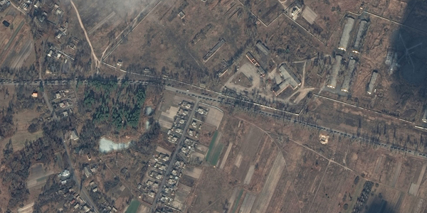 Wojna na Ukrainie. Nowe zdjęcia satelitarne: rosyjskie wojska zmierzają w stronę Kijowa