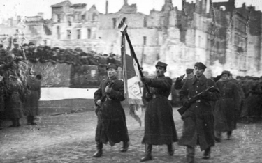 II wojna światowa: Spór o „wyzwolenie” Warszawy przez ZSRR