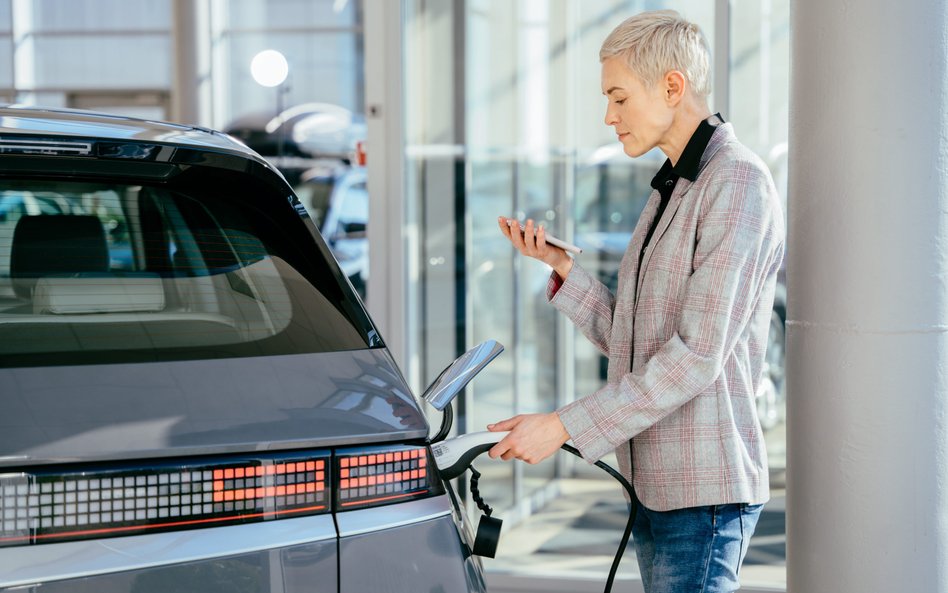 Pod względem udziału elektryków w rynku znajdujemy się na jednym z ostatnich miejsc w UE