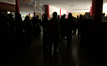Ciemności kryją Wenezuelę. Kraj bez prądu