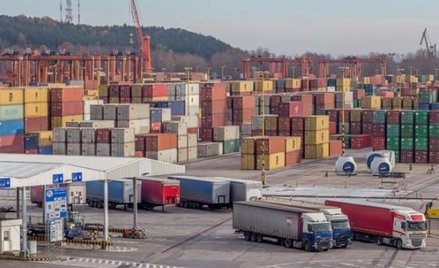 Import rośnie szybciej niż eksport