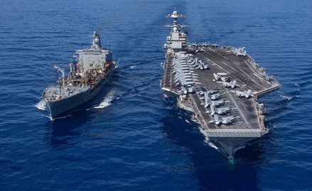 Lotniskowiec wysłany przez USA w region wschodniego Morza Śródziemnego