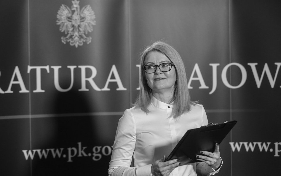 Ewa Bialik podczas konferencji w Prokuraturze Krajowej w Warszawie