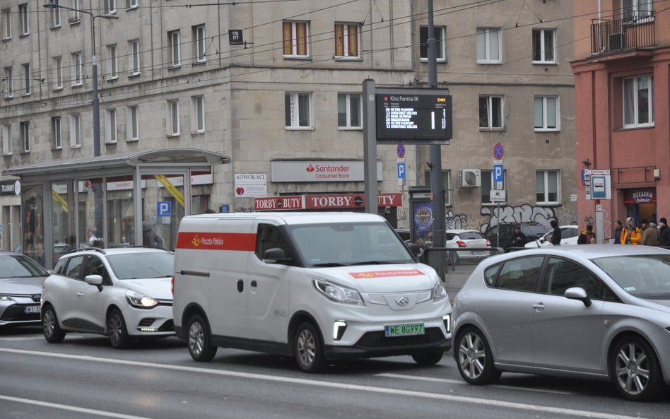 Paliwo drożeje, a kurierskie dostawy paczek?