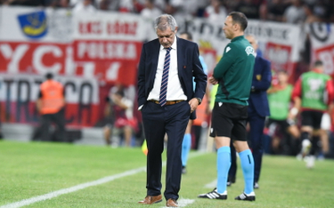 Trener reprezentacji Polski Fernando Santos podczas meczu eliminacyjnego piłkarskich mistrzostw Euro