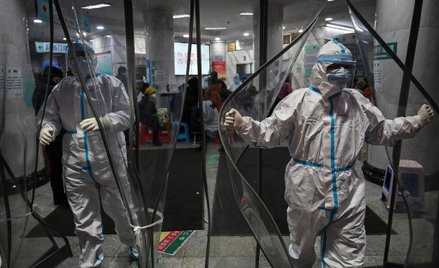 Koronawirus z Wuhan. Rosjanie mówią, że mogą mieć szczepionkę w czerwcu