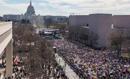 USA: Wielkie protesty przeciw przemocy z użyciem broni