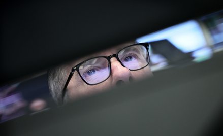 Krajowe indeksy pod presją zagranicznych rynków