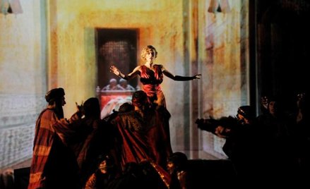 Natasza Urbańska jako Pola Negri