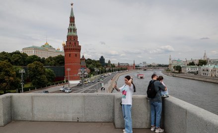 Dochody budżetu Rosji zmniejszyły się o połowę