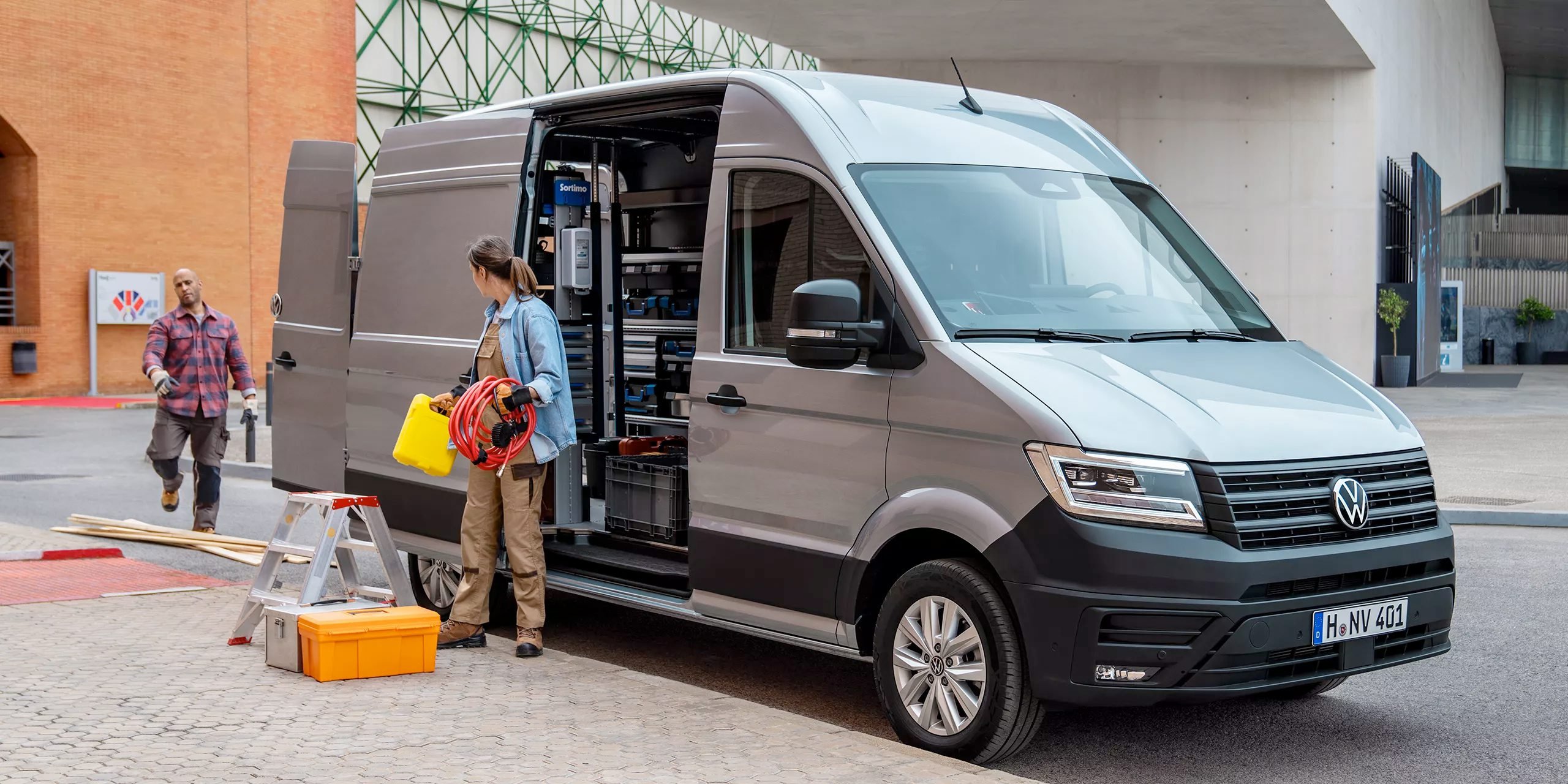 Warto skorzystać z nowoczesnych form finansowania aut dostawczych