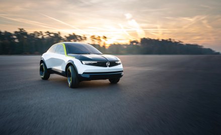 Opel GT X Experimental: przyszłość nadchodzi