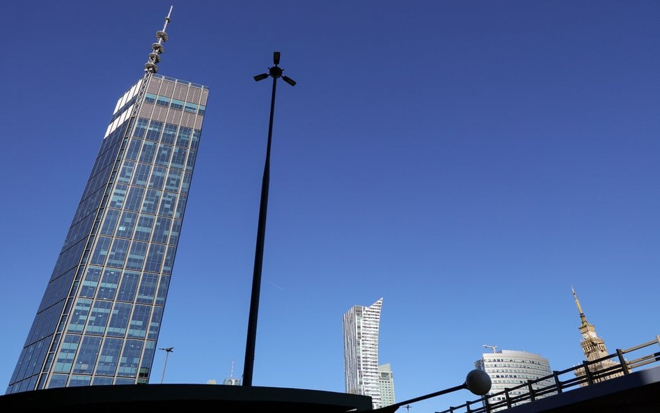 Varso Tower w Warszawie pozostaje najwyższym budynkiem w Unii Europejskiej