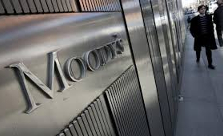 Moody's płaci za złą ocenę subprimes