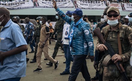 Władze w Bangi na czele z prezydentem Faustinem-Archange Touadérą (na zdjęciu) twierdzą, że za próbą