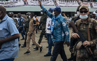 Władze w Bangi na czele z prezydentem Faustinem-Archange Touadérą (na zdjęciu) twierdzą, że za próbą