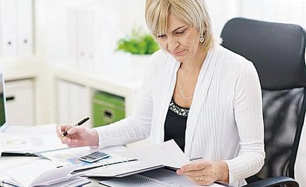 O zawarciu umowy terminowej nieobjętej limitami trzeba zawiadomić Inspekcję Pracy