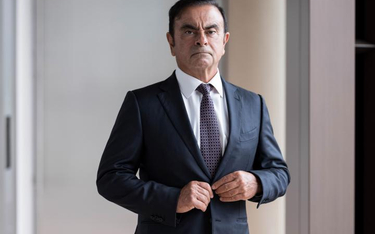 Rada Renaulta stoi murem za Carlosem Ghosnem