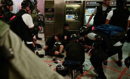 Hongkong: Policja użyła gazu przeciw demonstrantom