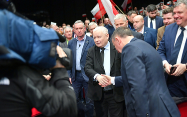 Prezes PiS Jarosław Kaczyński podczas spotkania z mieszkańcami w ramach akcji „Bądźmy Razem” w Centr
