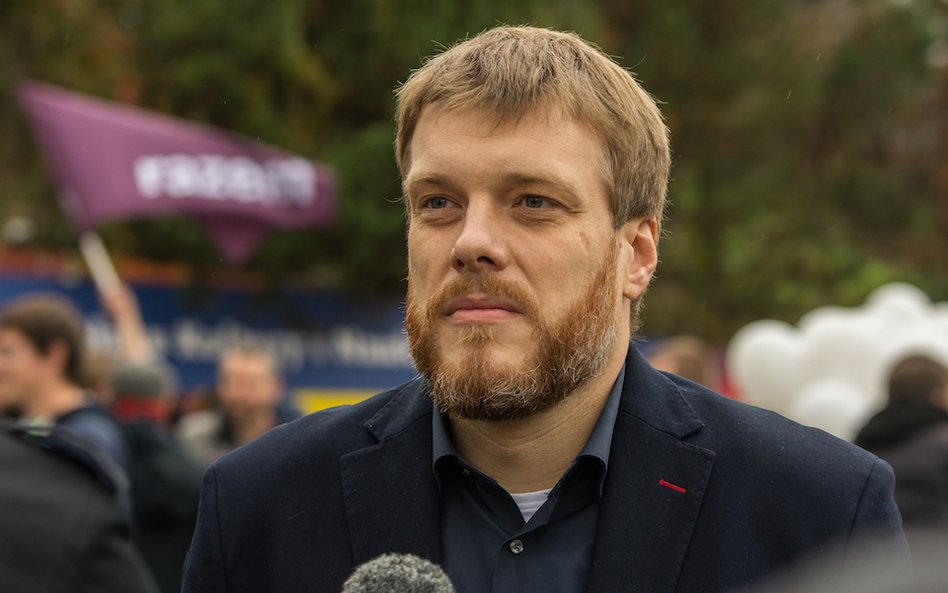 Zandberg do Nowoczesnej: Może na Marsz Niepodległości?
