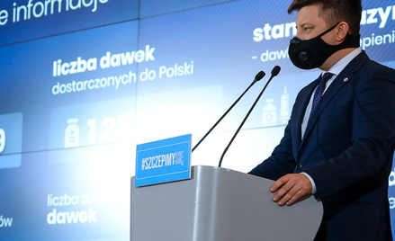 Rząd zmienia kolejność szczepień. "Korygujemy błąd"