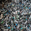 Szara strefa zarabia miliardy na recyklingu