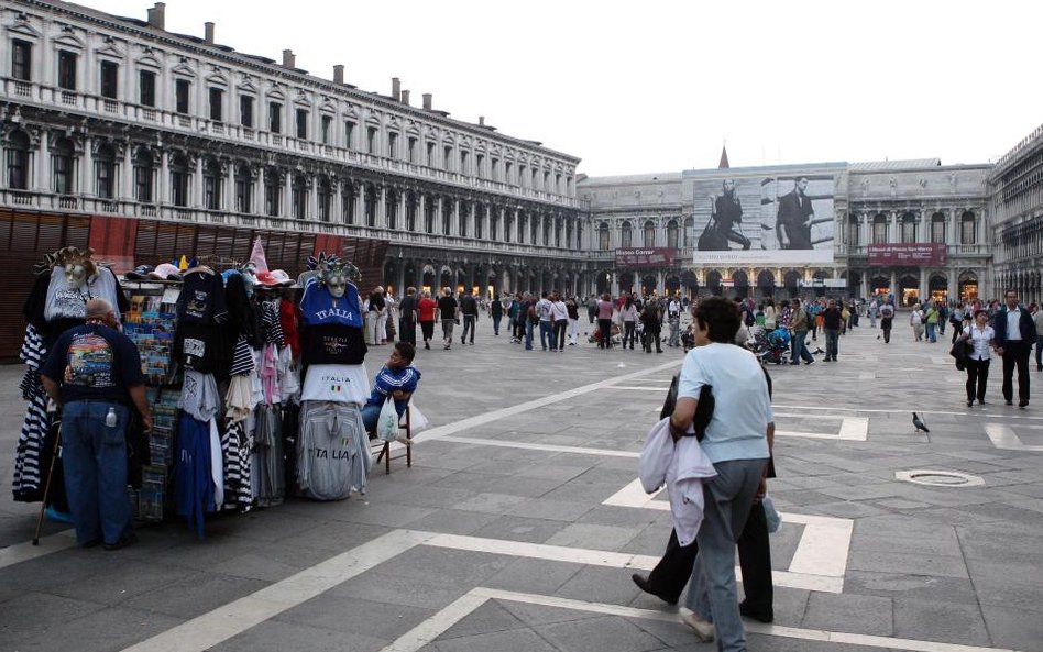 Wenecjanie mają dość tłumów turystów