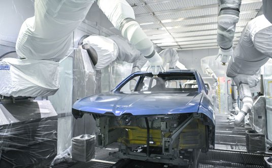 BMW uruchamia w węgierskim Debreczynie nową fabrykę