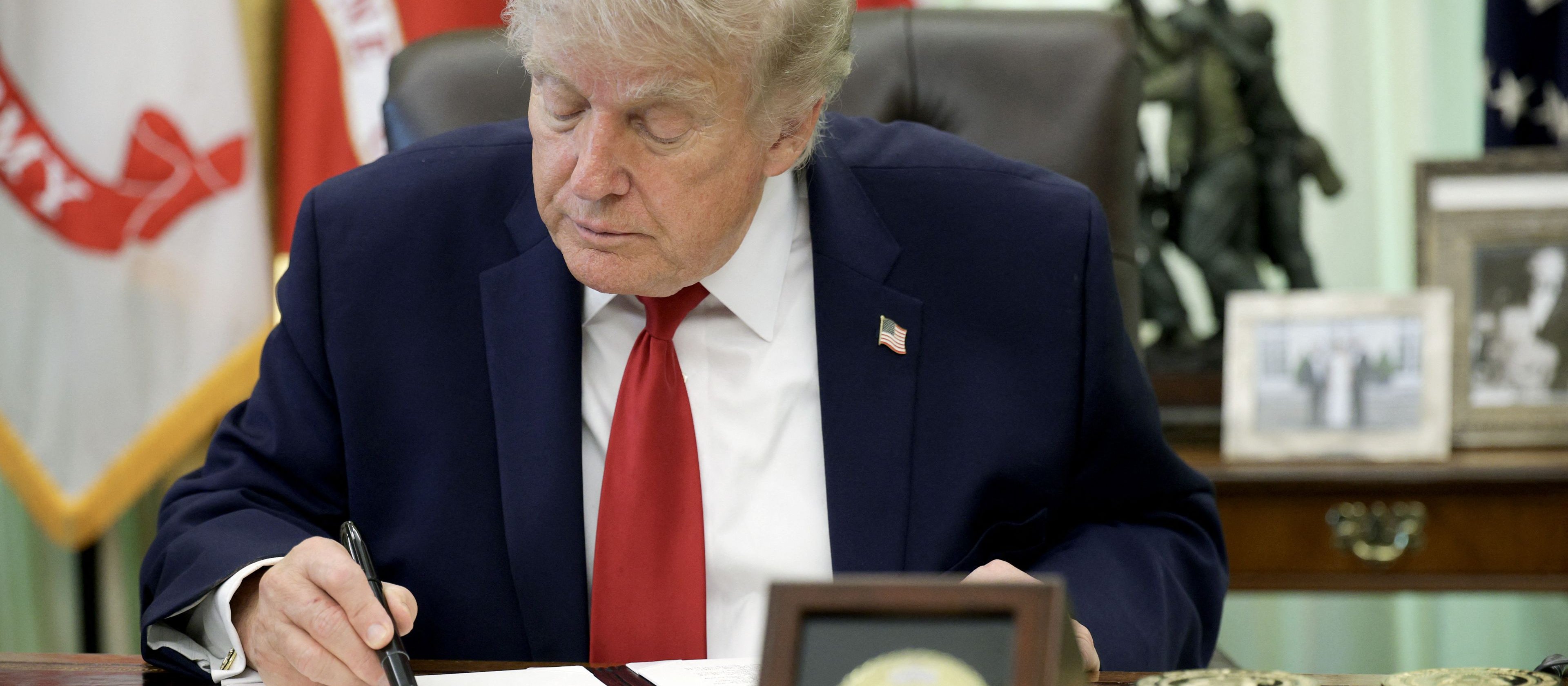 Nie ma już niezależnej komisji ds. wyborów w USA. Donald Trump zwolnił wszystkich. Mailem