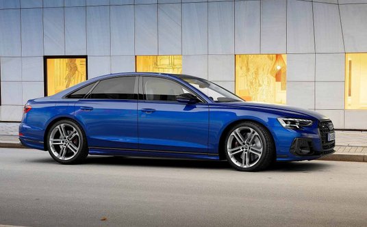 Audi S8