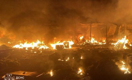 W wyniku ataku powietrznego Rosji na Kijów w stolicy Ukrainy doszło do kilku pożarów