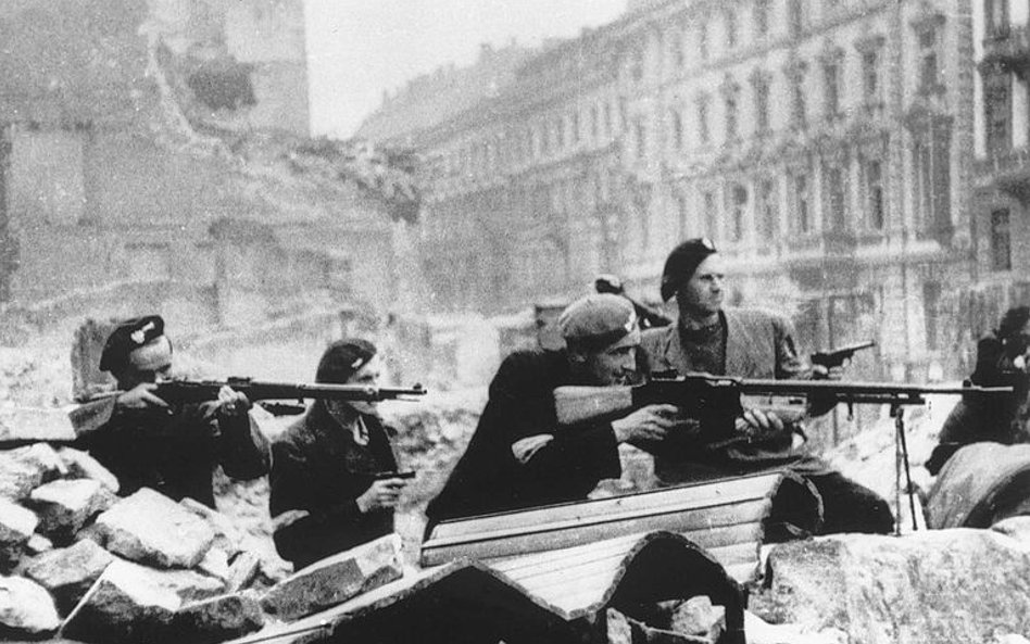 W uroczystościach wybuchu Powstania Warszawskiego wezmą udział kombatanci, przedstawiciele władz pań