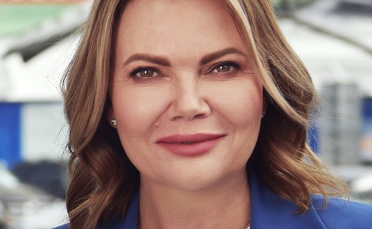 Karolína Topolová - dyrektor generalna AURES Holdings, operatora międzynarodowej sieci autocentrów A