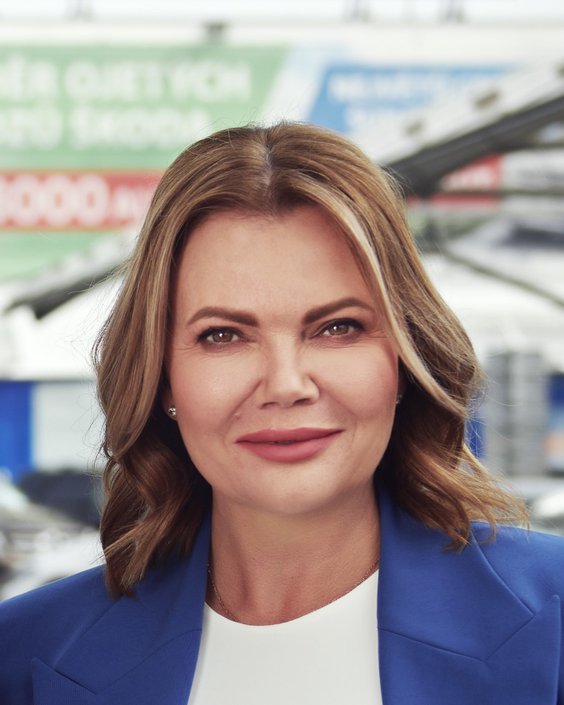 Karolína Topolová -  dyrektor generalna i prezes zarządu AURES Holdings, operatora międzynarodowej s