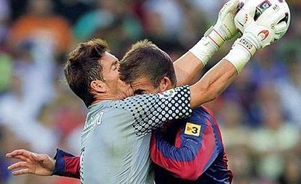 Porażka Barcelony z Herculesem, sensacje w Bundeslidze