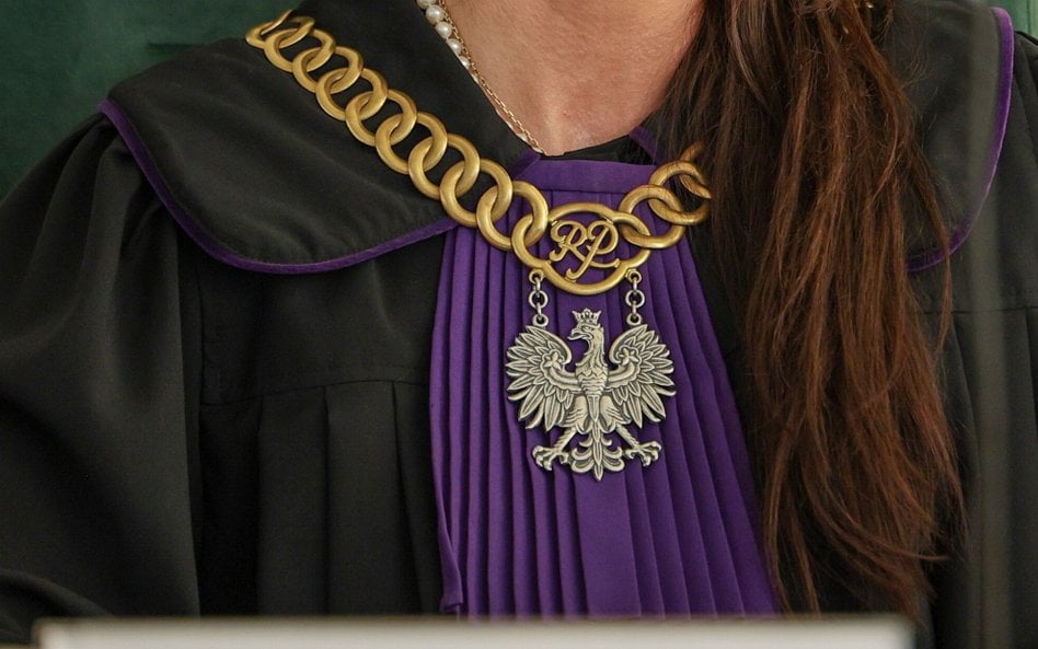 Sędzia została ukarana obniżeniem wynagrodzenia o jedną czwartą oraz przeniesieniem z Kluczborka do 